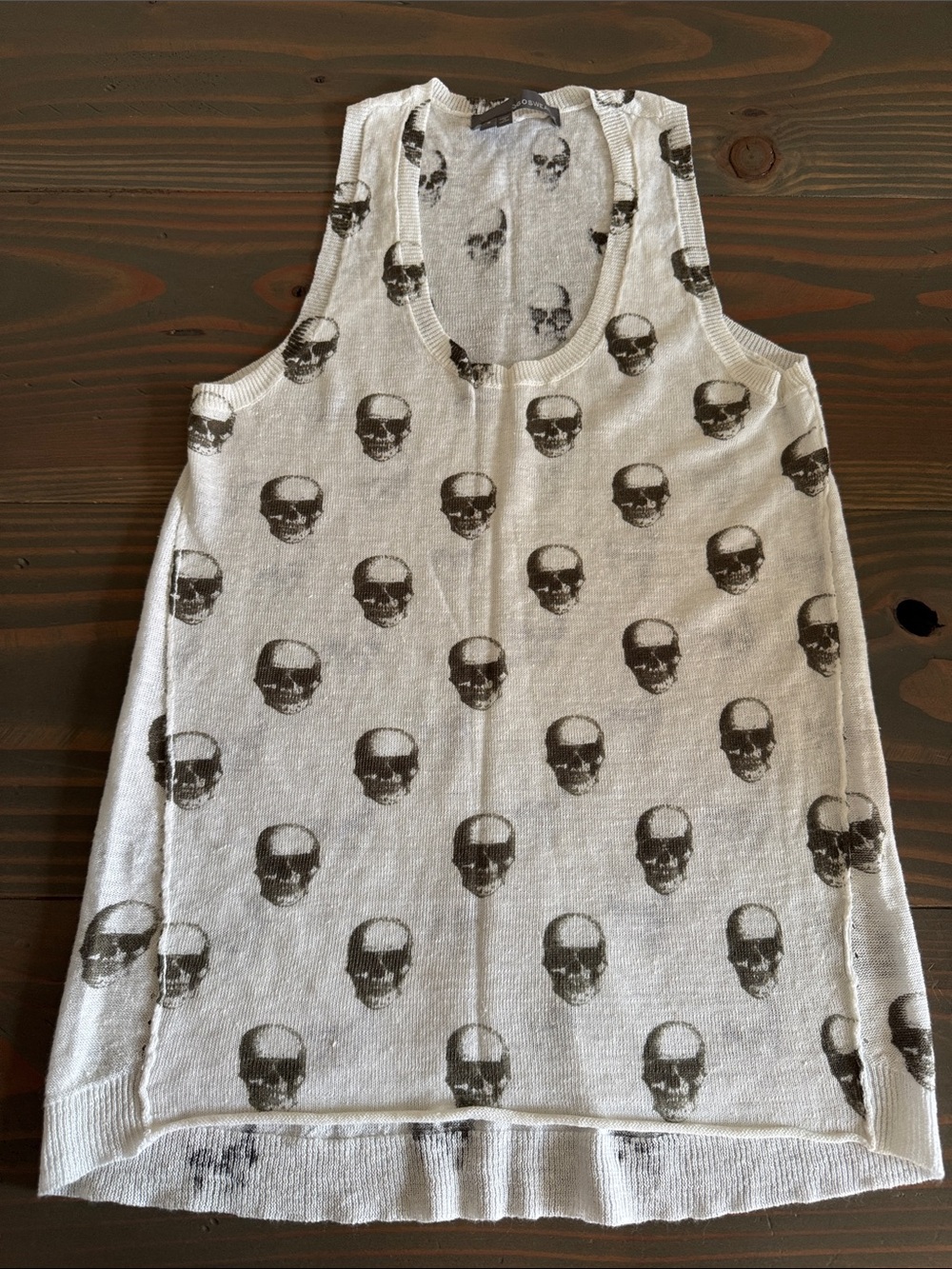 100% Linen Skull Print Tank Top - White with Gray/Black Skulls